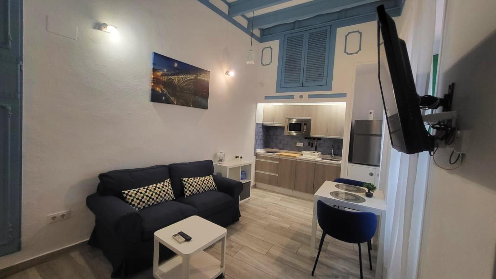 Apartamento Cuarta Puerta Centro Historico Seville Exterior photo